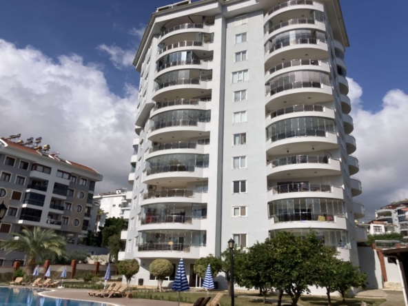2-bedroom Apartment with Sea Views