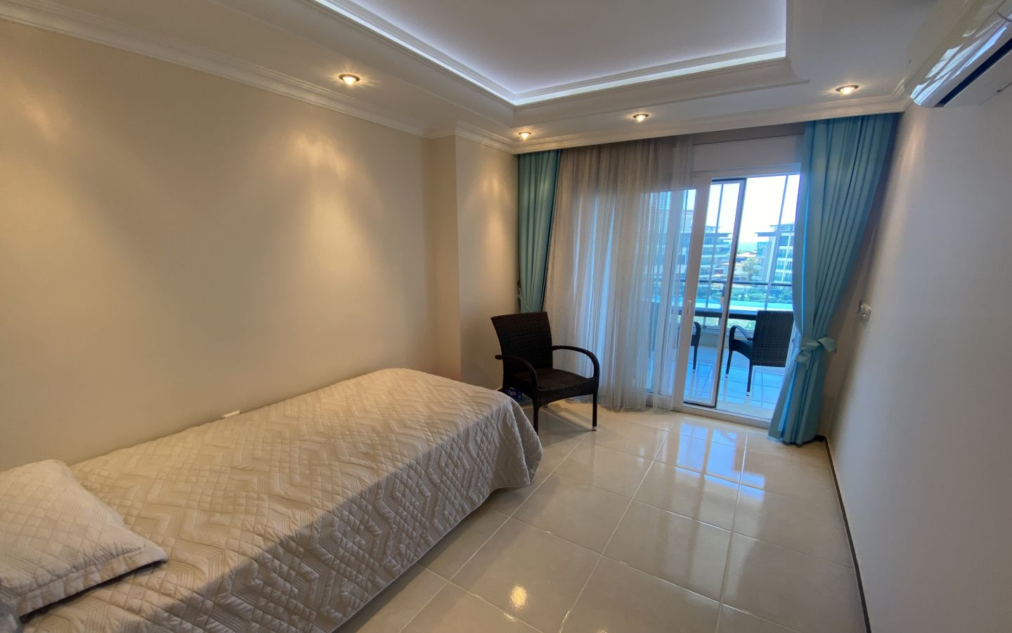 ideal-estates-property-apartment-penthouse-for-sale-in-Alanya-Kestel-myytävä-kiinteistö-huoneisto-kattohuoneisto-asunto-Alanya-Kestel009