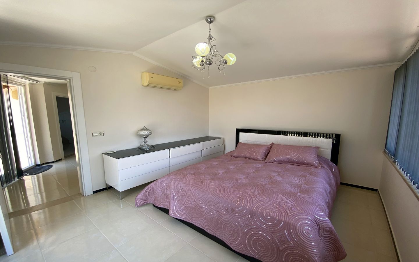 ideal-estates-property-apartment-penthouse-for-sale-in-Alanya-Kestel-myytävä-kiinteistö-huoneisto-kattohuoneisto-asunto-Alanya-Kestel023