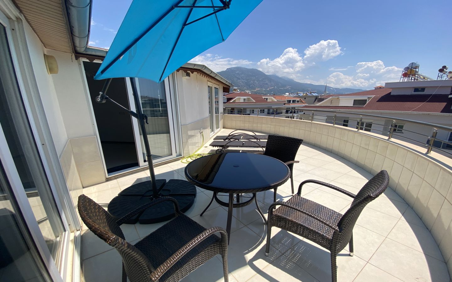 ideal-estates-property-apartment-penthouse-for-sale-in-Alanya-Kestel-myytävä-kiinteistö-huoneisto-kattohuoneisto-asunto-Alanya-Kestel027
