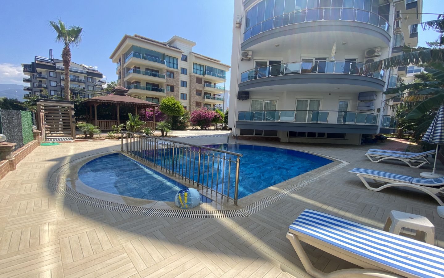 ideal-estates-property-apartment-penthouse-for-sale-in-Alanya-Kestel-myytävä-kiinteistö-huoneisto-kattohuoneisto-asunto-Alanya-Kestel032