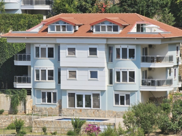 Exclusive Multi-Unit Residence with Sea Views in Alanya
